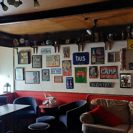Black Toms Tavern