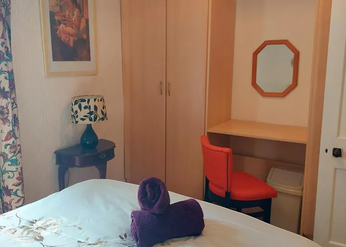 Black Toms Tavern Tinahely